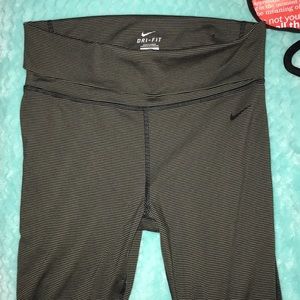 Nike leggings
